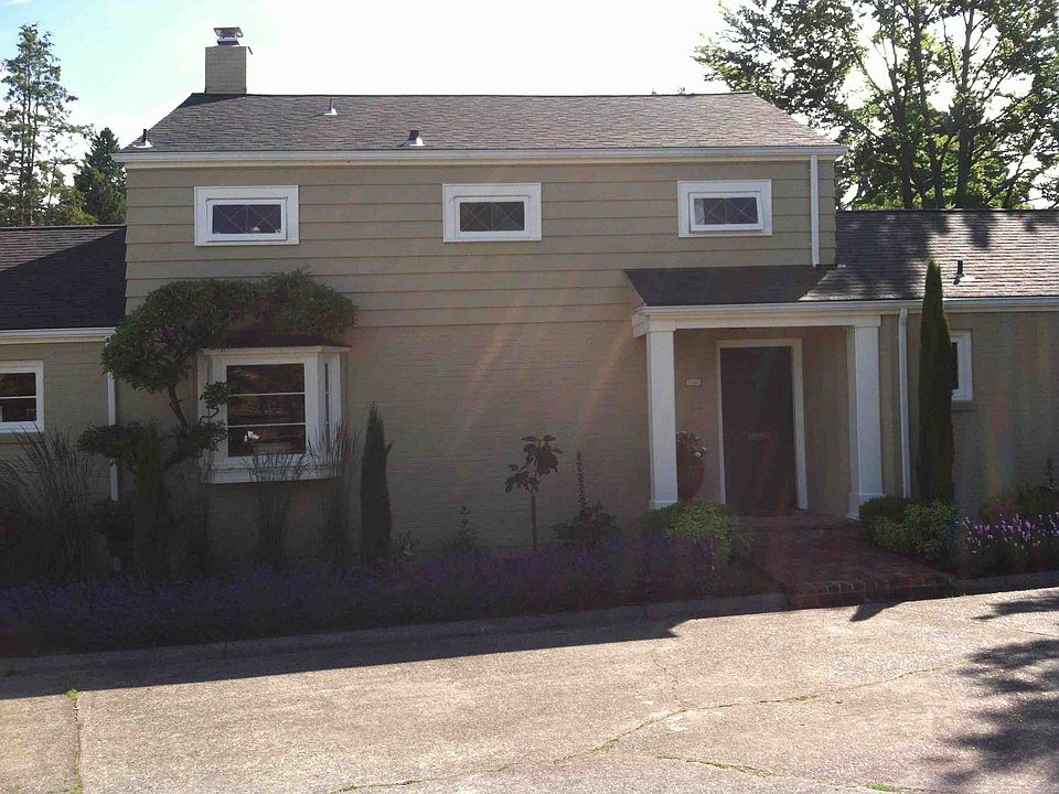 2nd image of 3305 43rd Ave NE