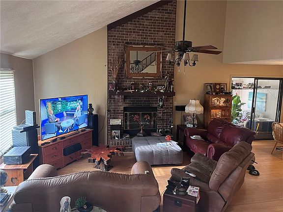 3rd image of 8531 Chapel Pines Dr