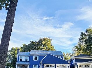 806 King Rd, Malvern, PA 19355