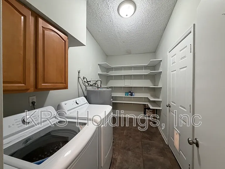 896 Jamestown Landing Rd — Photo 9