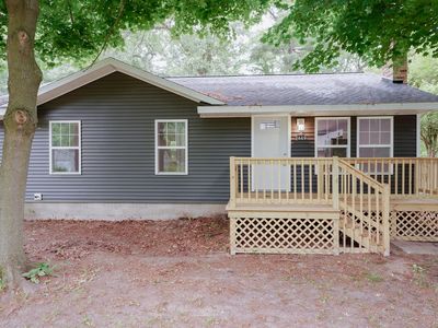 2449 Marquette Ave, Muskegon, MI, 49442