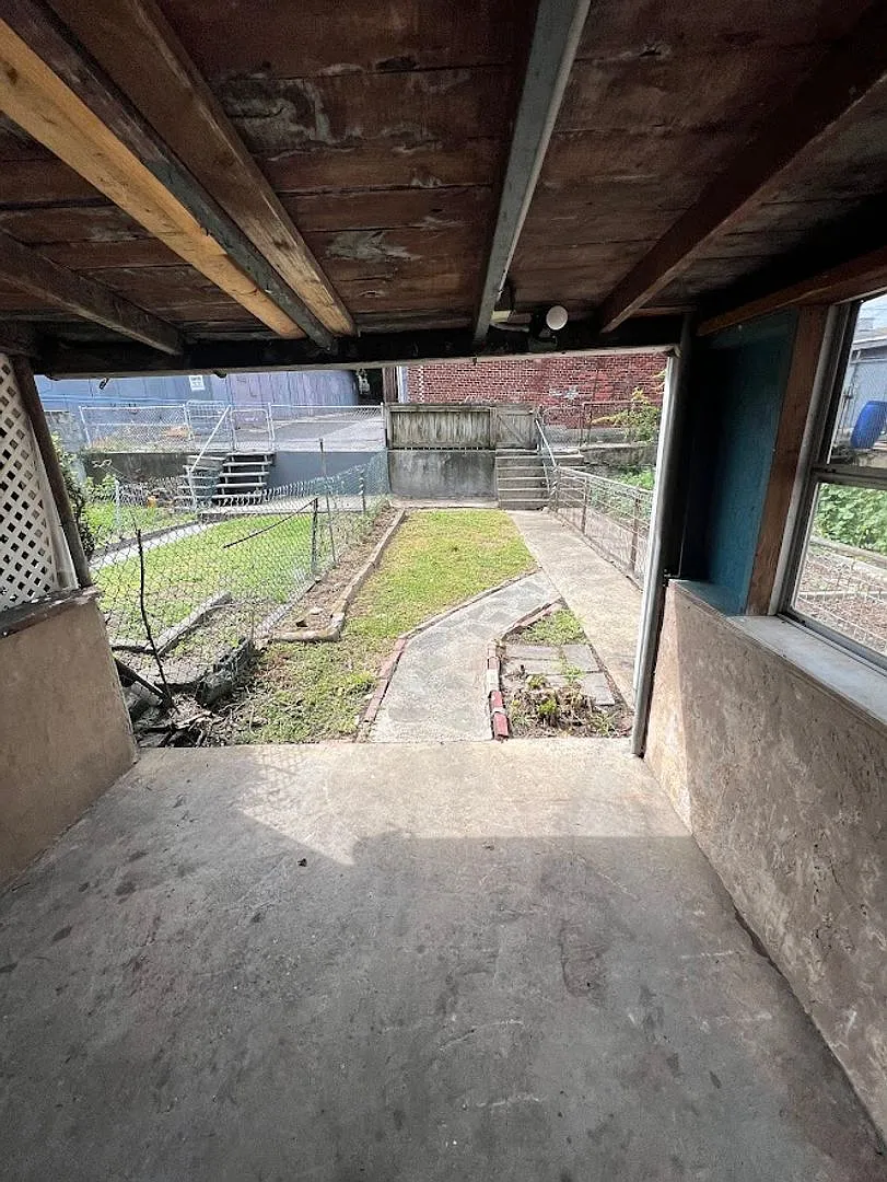 Single Family Home — Photo 3