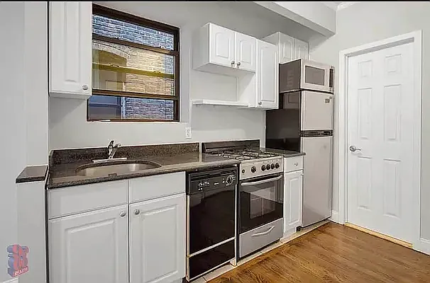 Rented by REAL New York | media 9