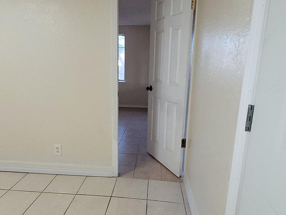 1st bedroom entry