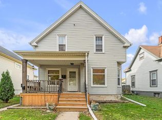 1718 Flett Ave, Racine, WI 53405