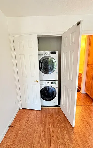 4010 Arthur Ashe Cir #4012 — Photo 8