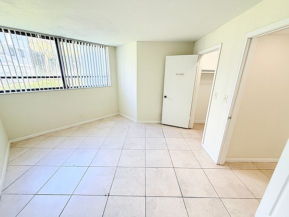 4th image of 1820 N Congress Ave APT 103
