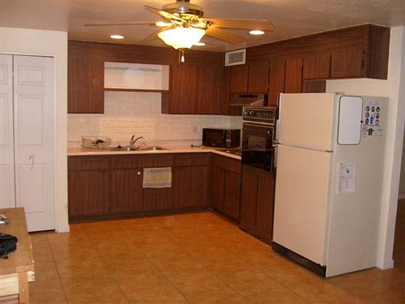 5th image of 1619 W Friess Dr