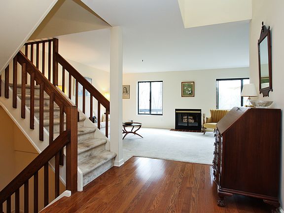 2nd image of 416 Pine Grove Ln #416