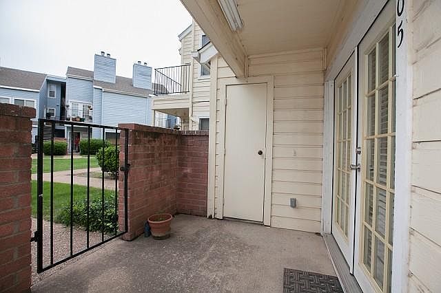 Covered patio area