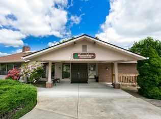 17053 Woodcrest Dr NE, Bothell, WA 98011