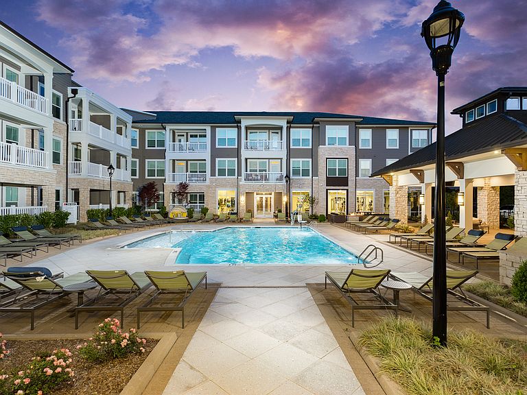 The Flats at Ballantyne Apartment Rentals Charlotte, NC