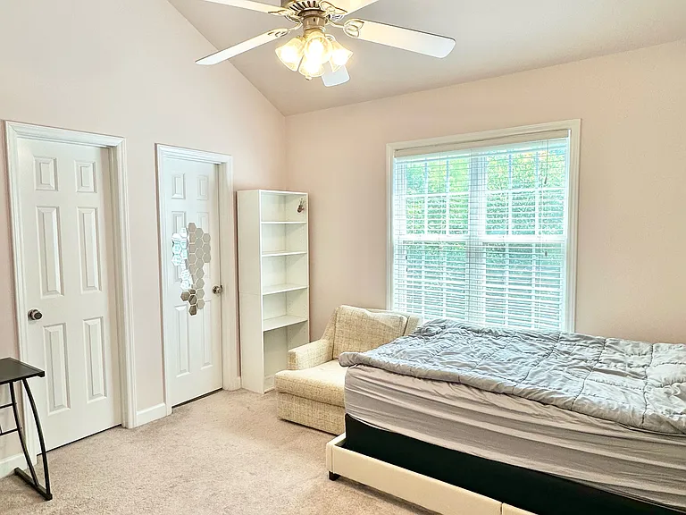 5104 Alercia Ct — Photo 6