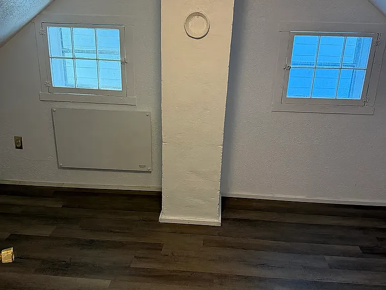 334 W German St — Photo 5