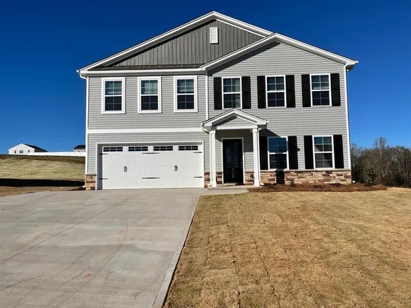 7109 Luna Mae Ct, Boiling Springs, SC 29316