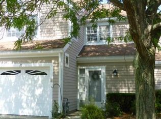25 Drake Cir, Walpole, MA 02081