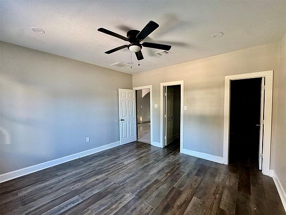 4th image of 5842 Southville St