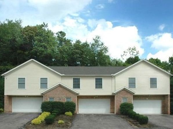 Long Drive Villas, 3943 Long Dr, Barberton, OH 44203