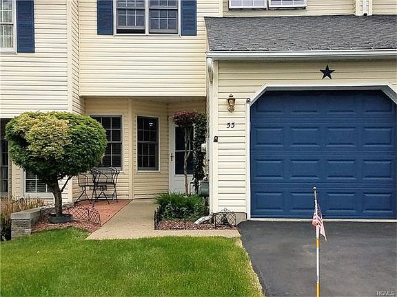 3rd image of 53 Winding Brook Dr