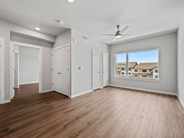 1041 S Saint Vrain Ave #A-28