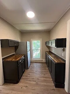 1 bed, 1.0 bath, 2016 sqft, $1,400 — Photo 3
