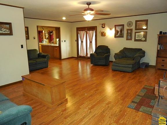 5th image of 239 Shelly Blvd