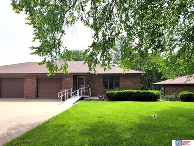 1102 N 8th Ave, Seward, NE, 68434
