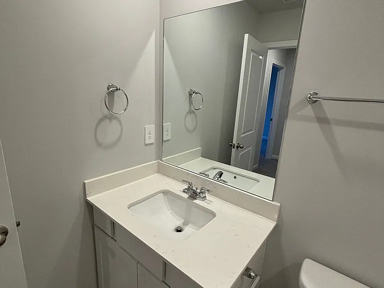 4253 Feetham Dr — Photo 13
