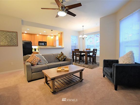 2nd image of 4315 Issaquah Pine Lake Road SE #1001