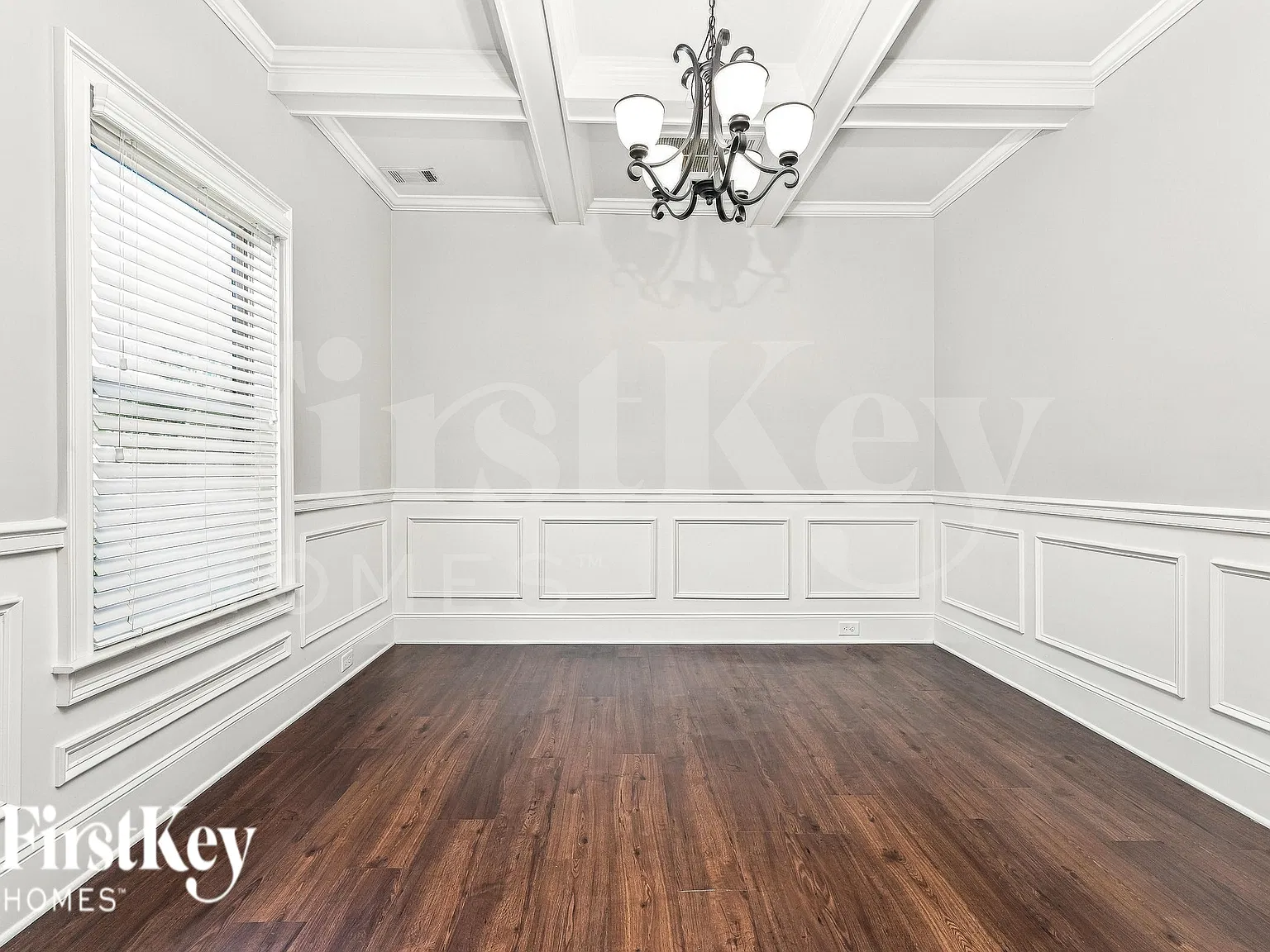 5 bed, 3.0 bath, 3108 sqft, $2,990 — Photo 4