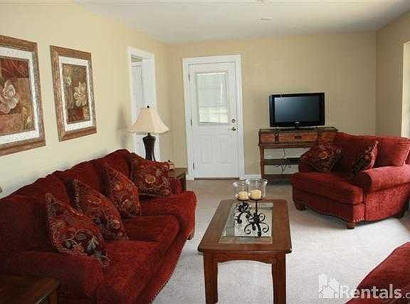 3rd image of 1142 Sylvan Blvd