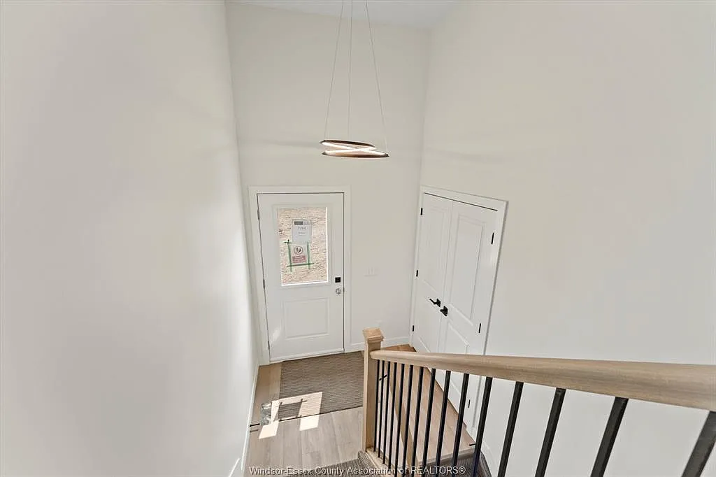 2 bed, $2,350 — Photo 3