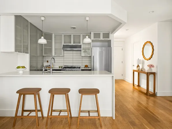 143 Meserole Street image 3 of 12