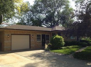 74 E 32nd St, Holland, MI 49423