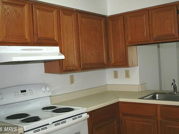 5th image of 4254 Crosswood Dr