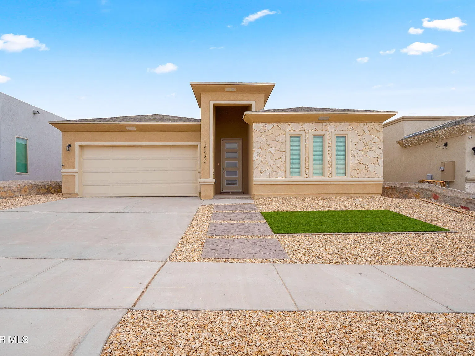 3 bed, 2.5 bath, 1875 sqft, $2,250 — Photo 4