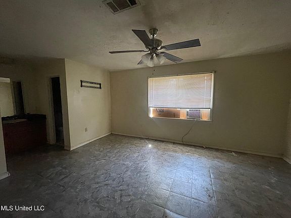 5th image of 4625 Ironwood Ln