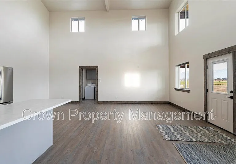 2401 Lower Valley Rd #B — Photo 14