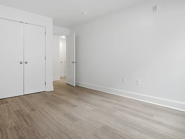 6036 Market St #1C — Photo 9