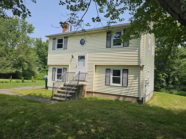 18 Sandra Drive, Bloomfield, CT 06002