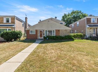 3913 Birchwood Ave, Skokie, IL 60076