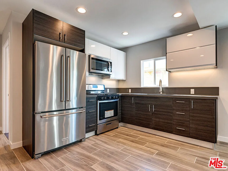 1 bed, 1.0 bath, 600 sqft, $2,295 — Photo 3