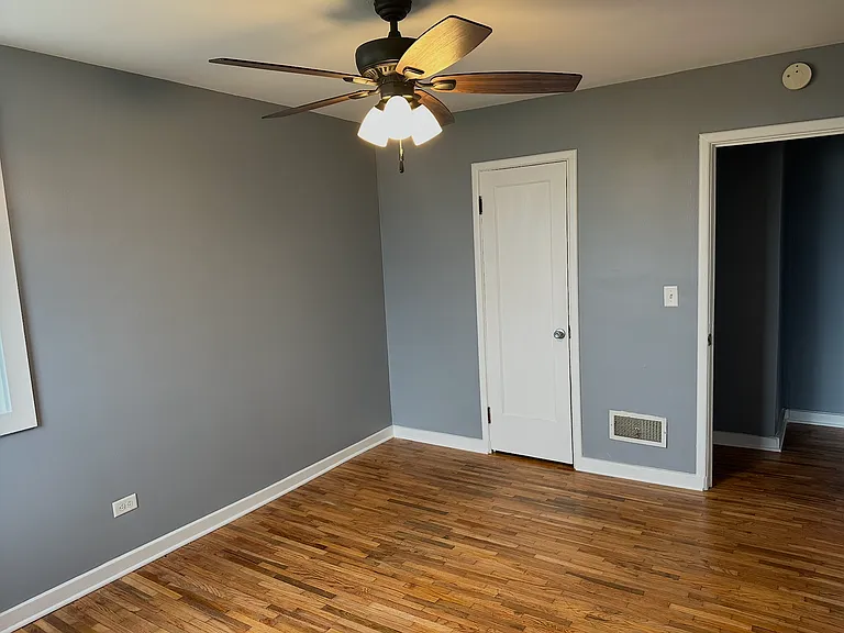11050 S Lasalle Rd — Photo 8
