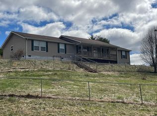 49 Colton Dr, Leicester, NC 28748