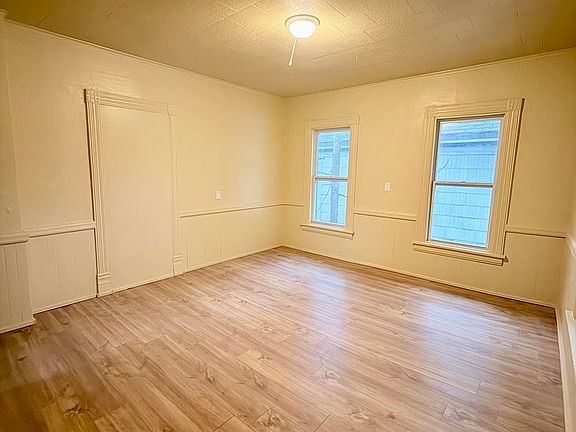 5th image of 1221 Butternut St #4