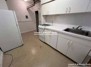 116 Warren St #B, Brookline, MA 02445