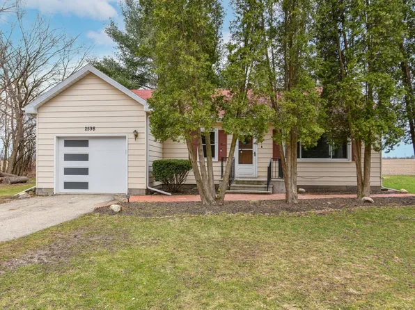 2598 Tilden AVENUE, Delavan, WI 53115