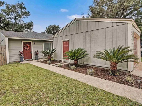 3540 Carlotta St, Pensacola, FL 32503
