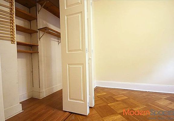 4th image of 2344 33rd Ave #2