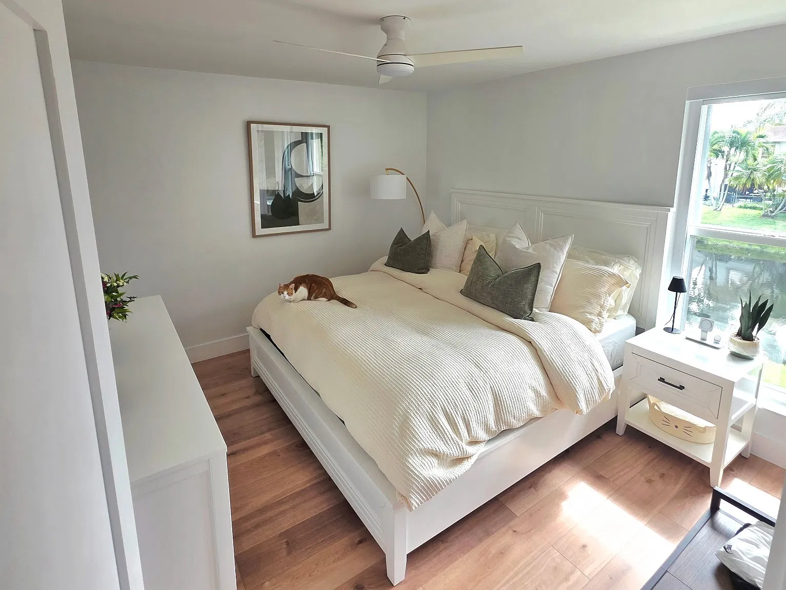 2 bed, 954 sqft, $2,600 — Photo 4